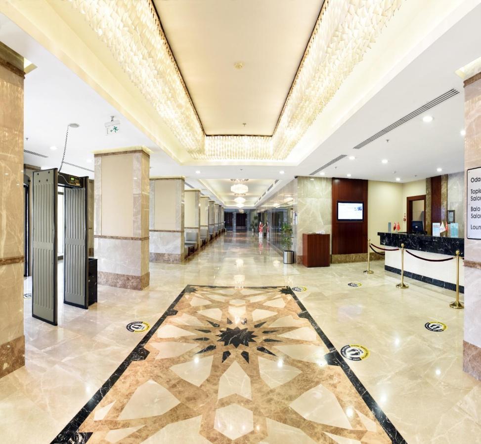 Hotel Ramada Plaza Altin Kayisi 5*