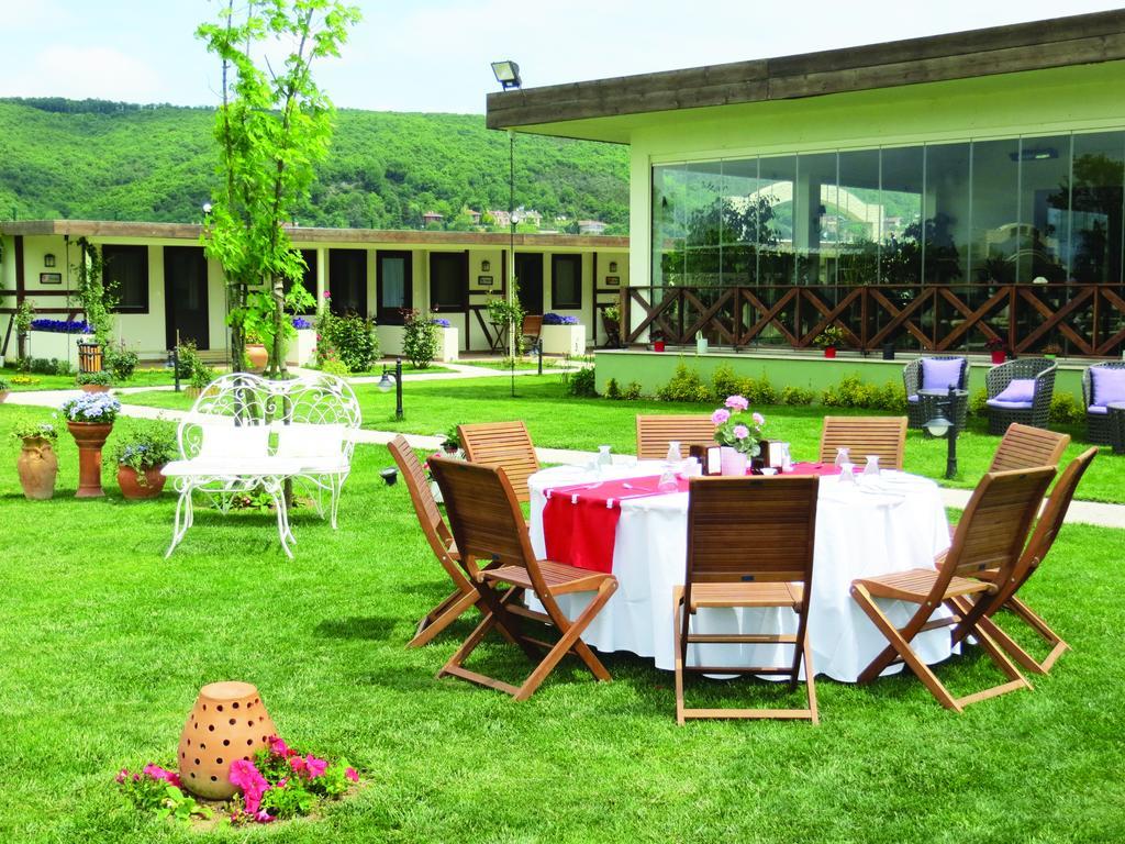 Hotel Riva's Club