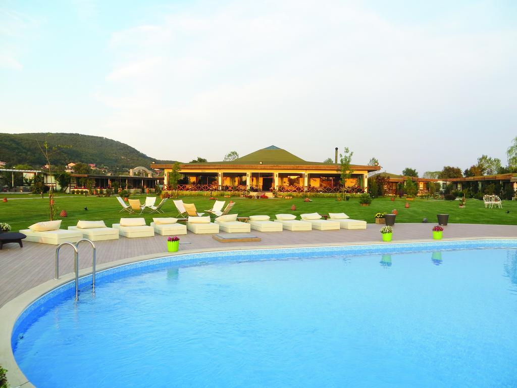 Riva's Club Hotel