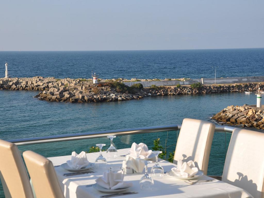 Hotel Diapolis