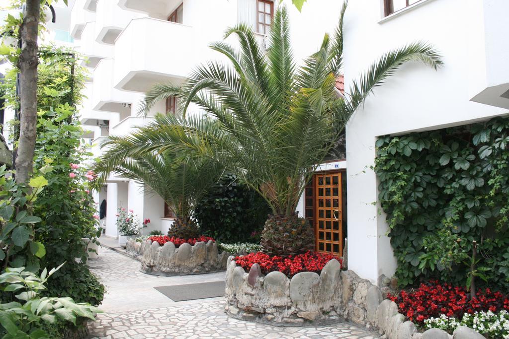 Hotel Diapolis