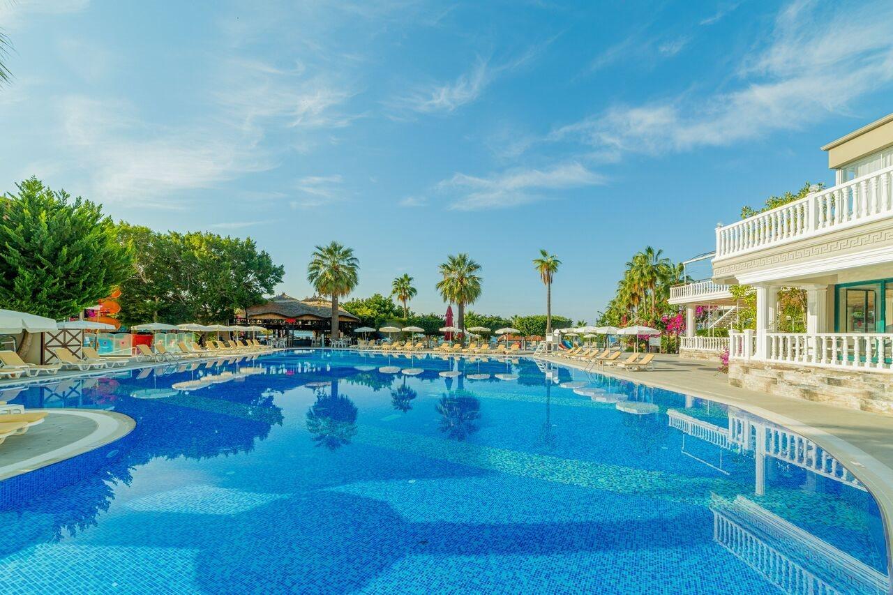Resort Justiniano Club