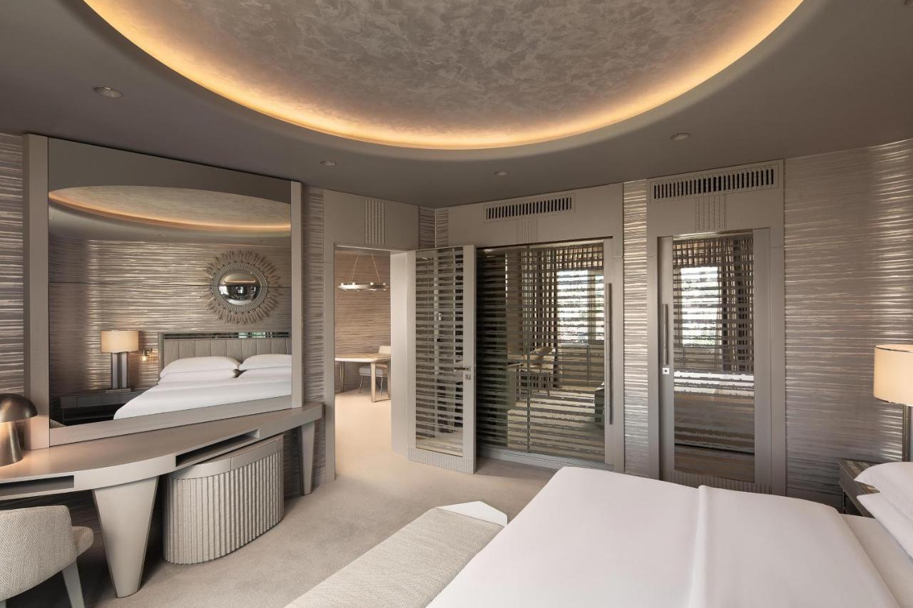 Sheraton & Convention Center Hotel 5*