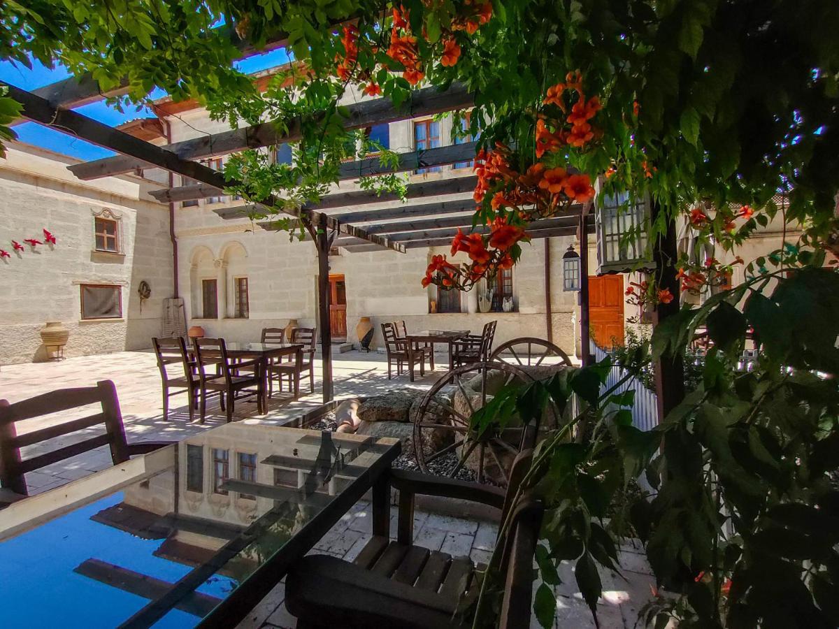 Hikmet's House 3*