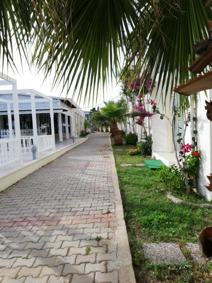 Viras Hotel 3*