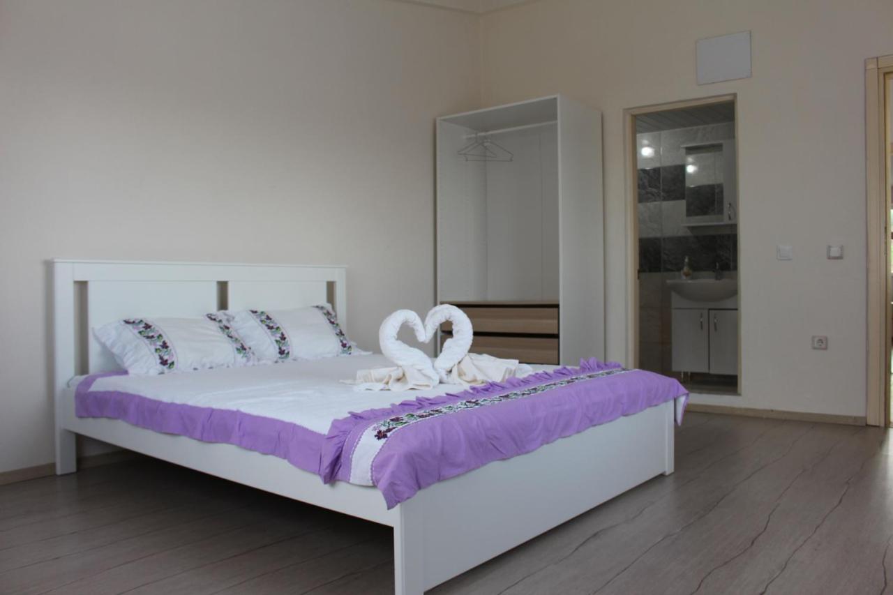 Heredot's House *