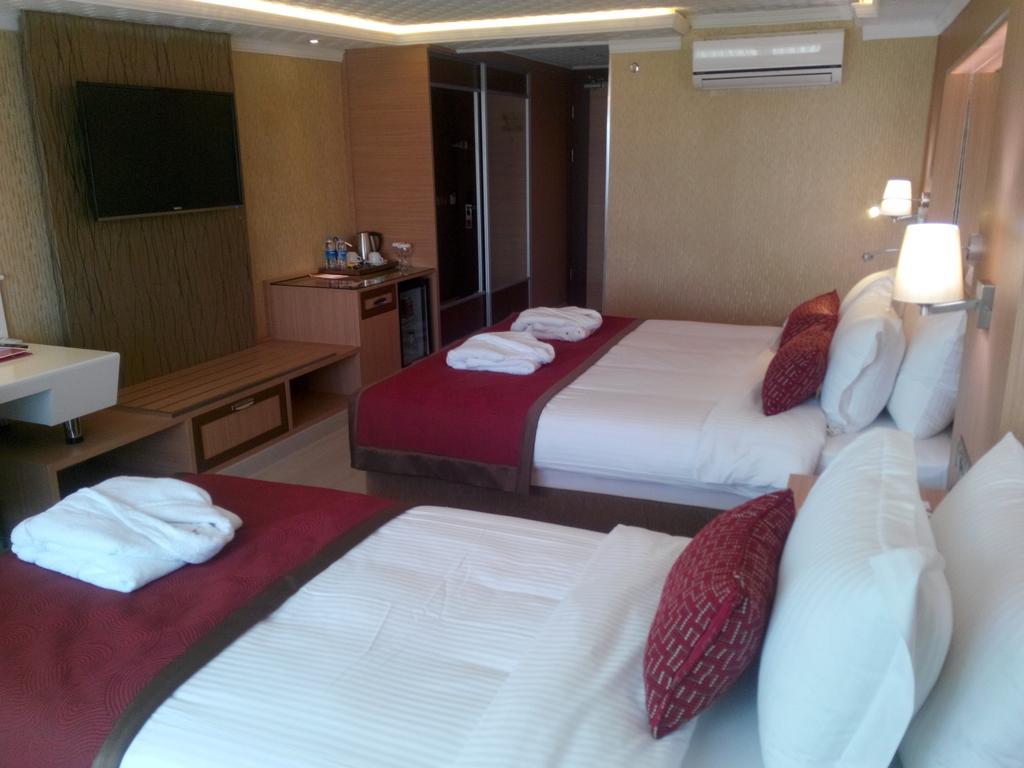 Ramada Hotel 4*