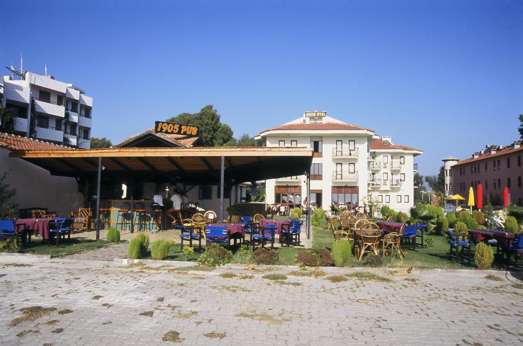 Area Hotel 3*