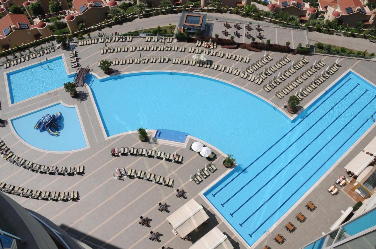 Appartement Goldcity 2 Chambres, Vue Sur Mer, Aquapark Non Inclus
