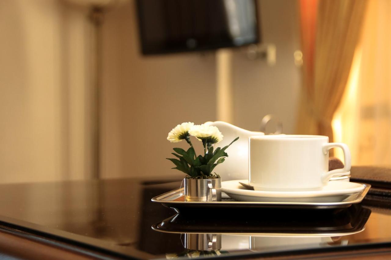 Monec Hotel