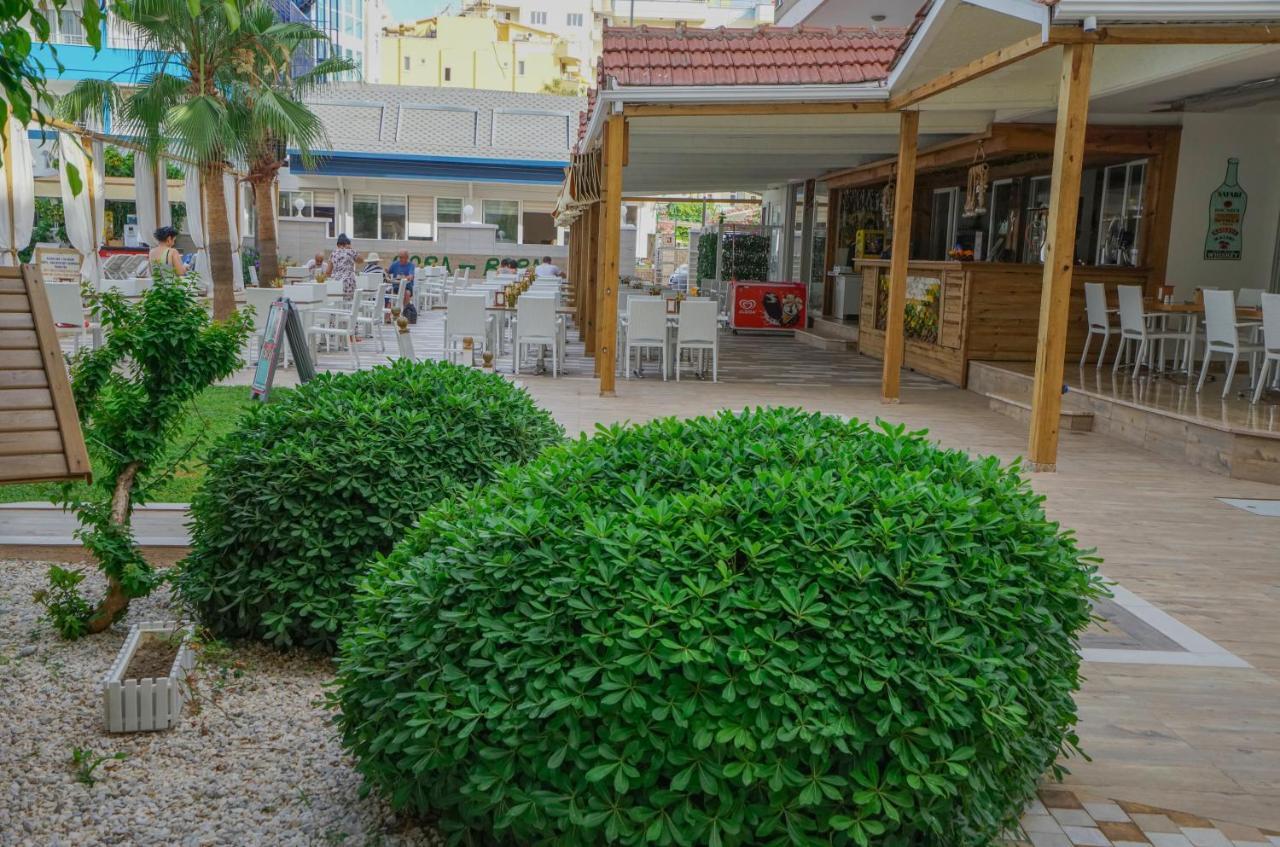 Bora Bora Butik 3*