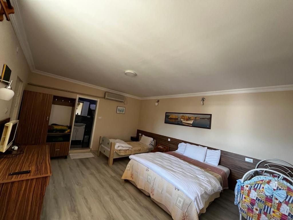 Guest house Selenes 3*