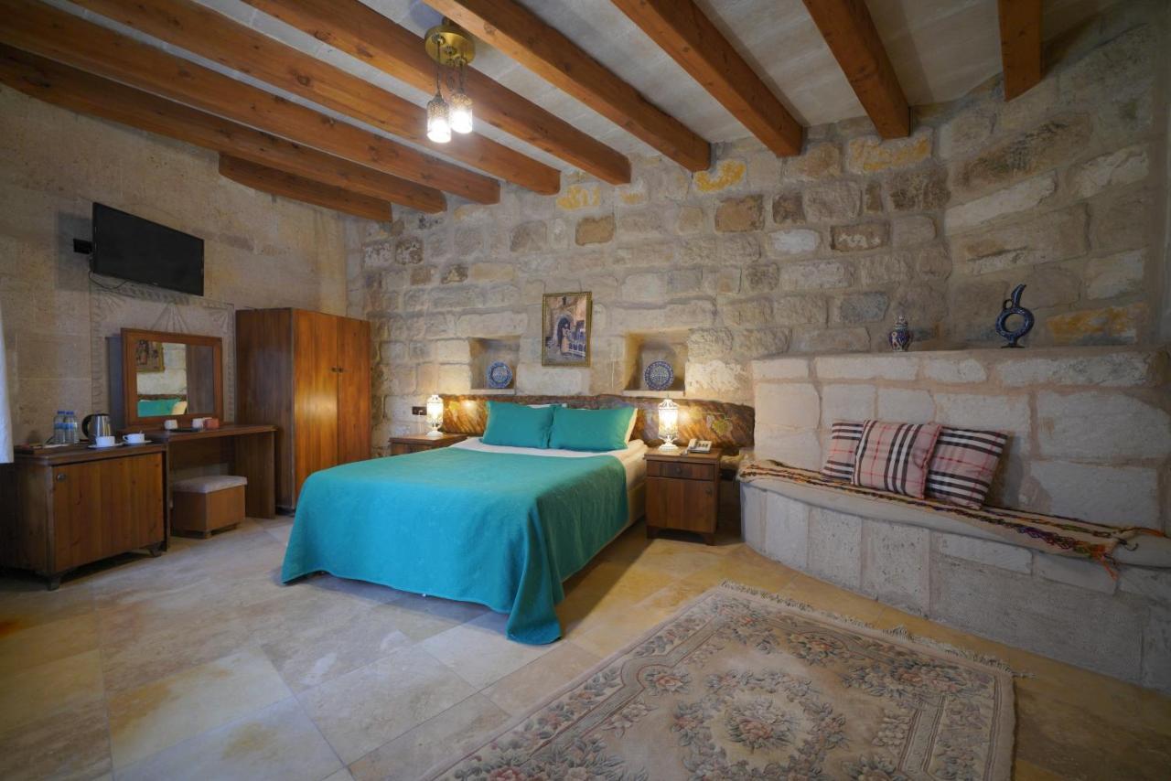 Salkim Cave House