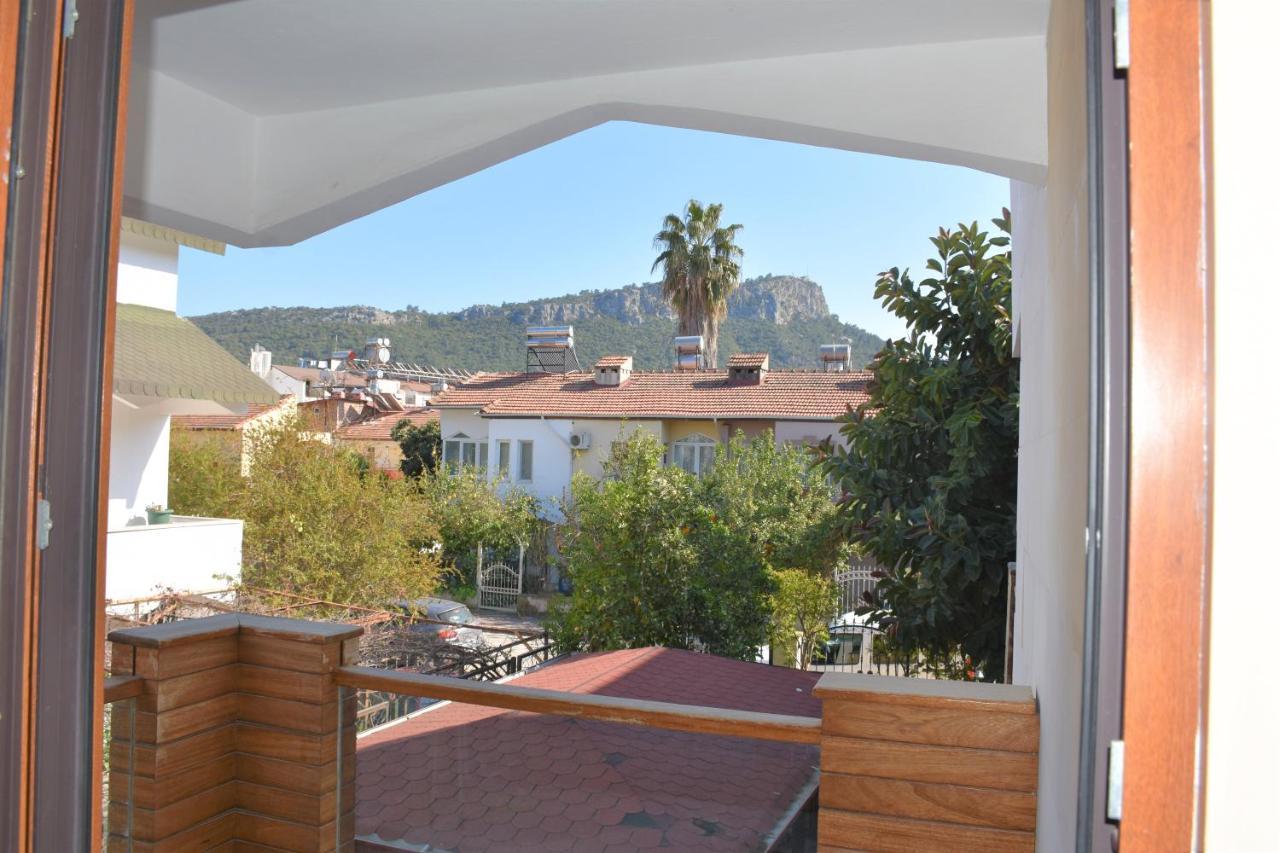 Dinara Hotel 2*