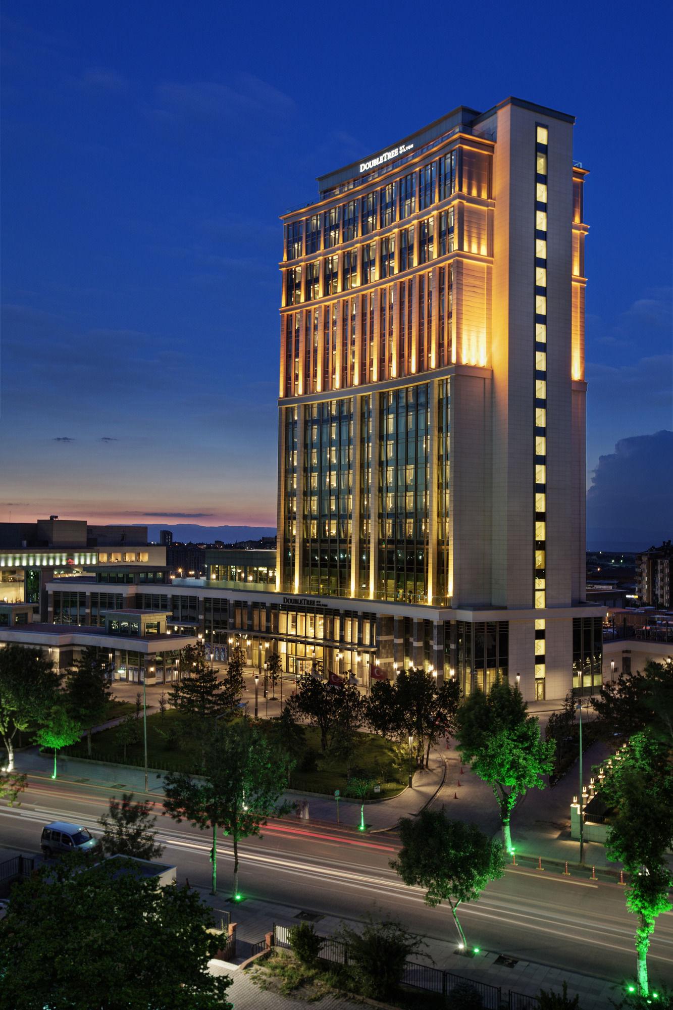 Movenpick Hotel 5*