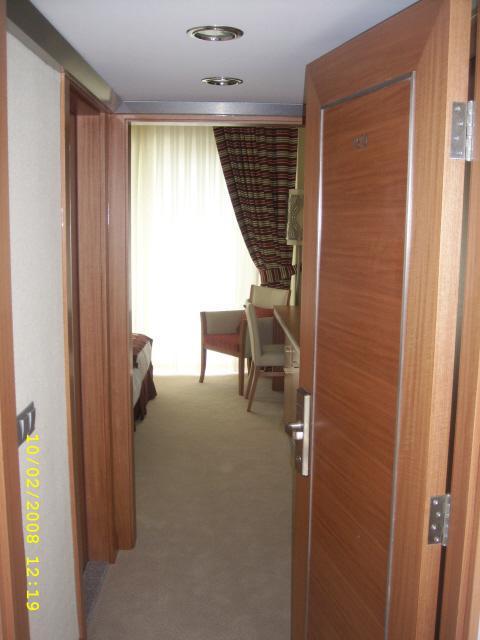 The Hotel 4*