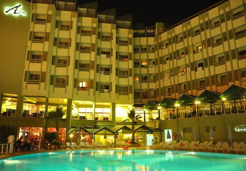 Ananas Hotel 4*