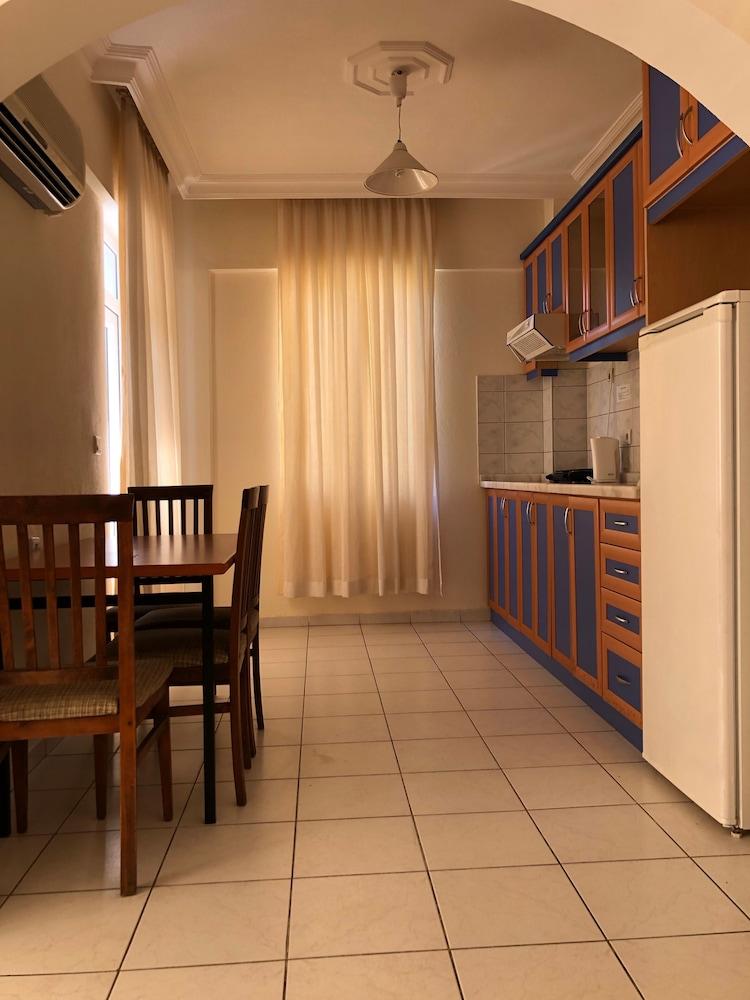 Aparthotel Melissa Garden Apart Side