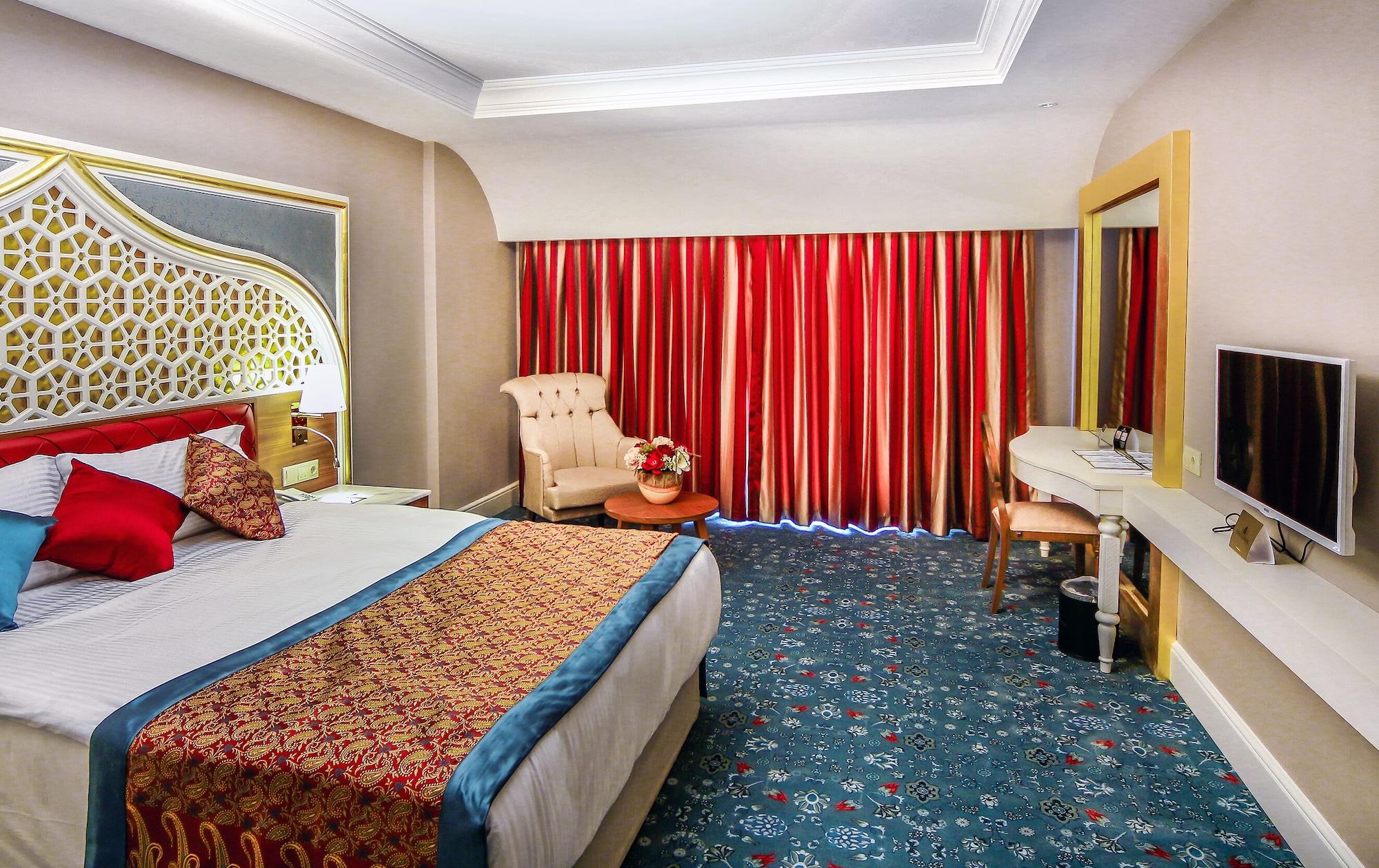 Royal Taj Mahal 5*