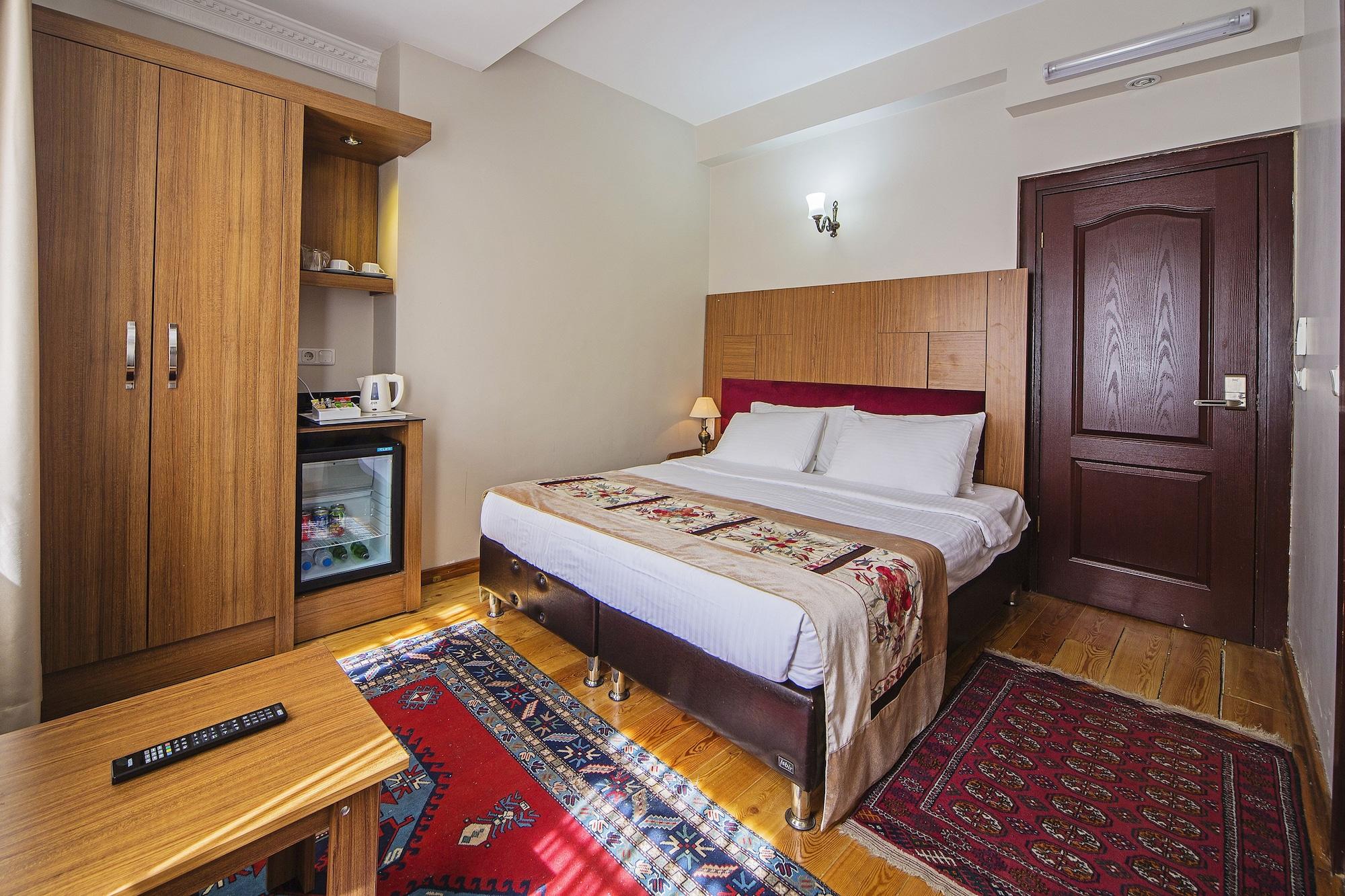Hotel Hippodrome 3*