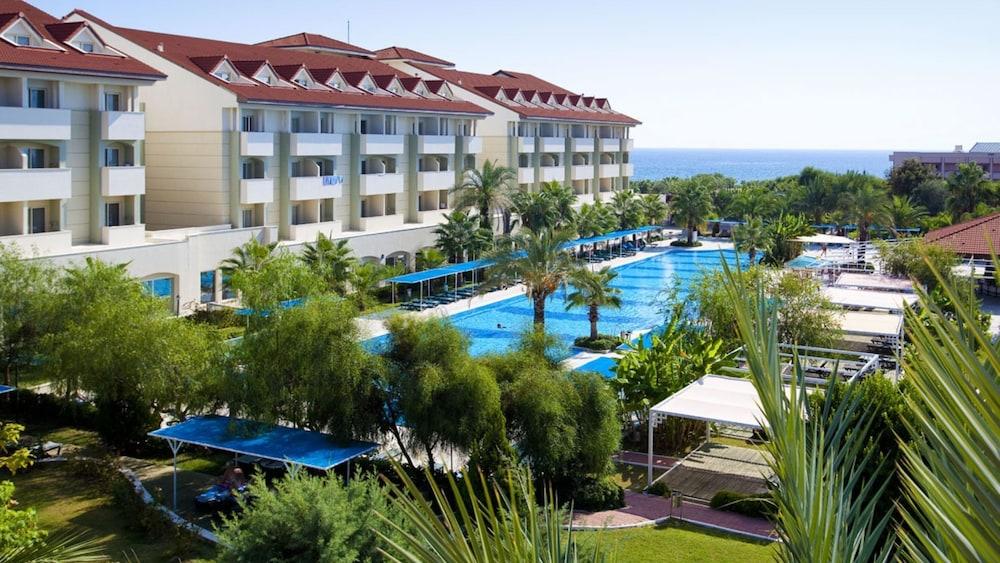 Resort Sural