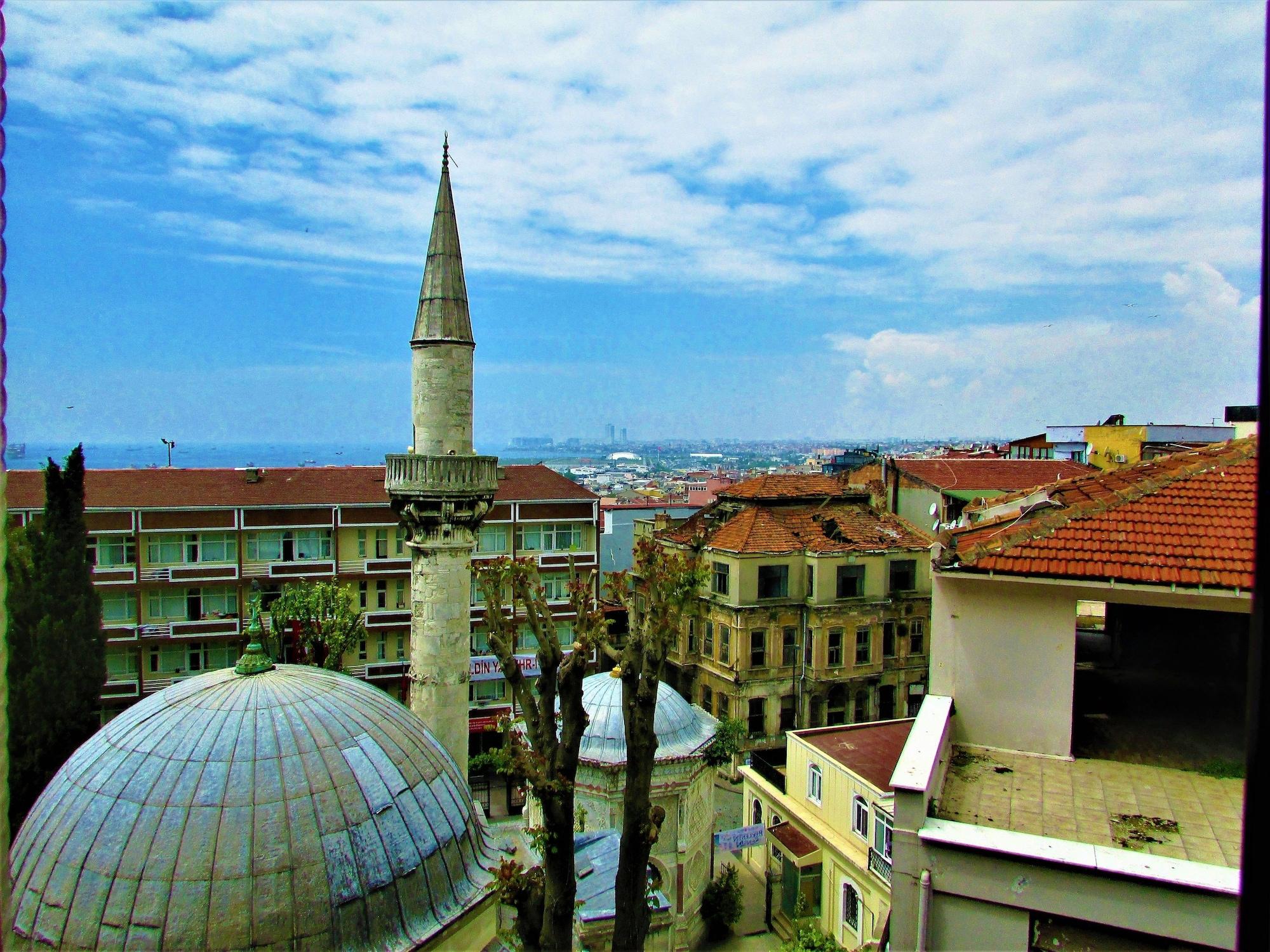 Hotel Lausos Sultanahmet 4*