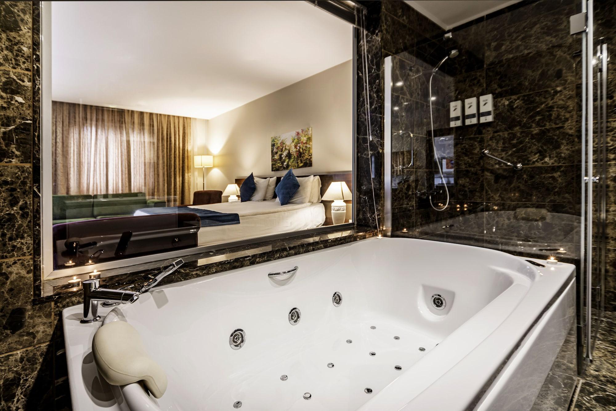 Hotel Rox 4*