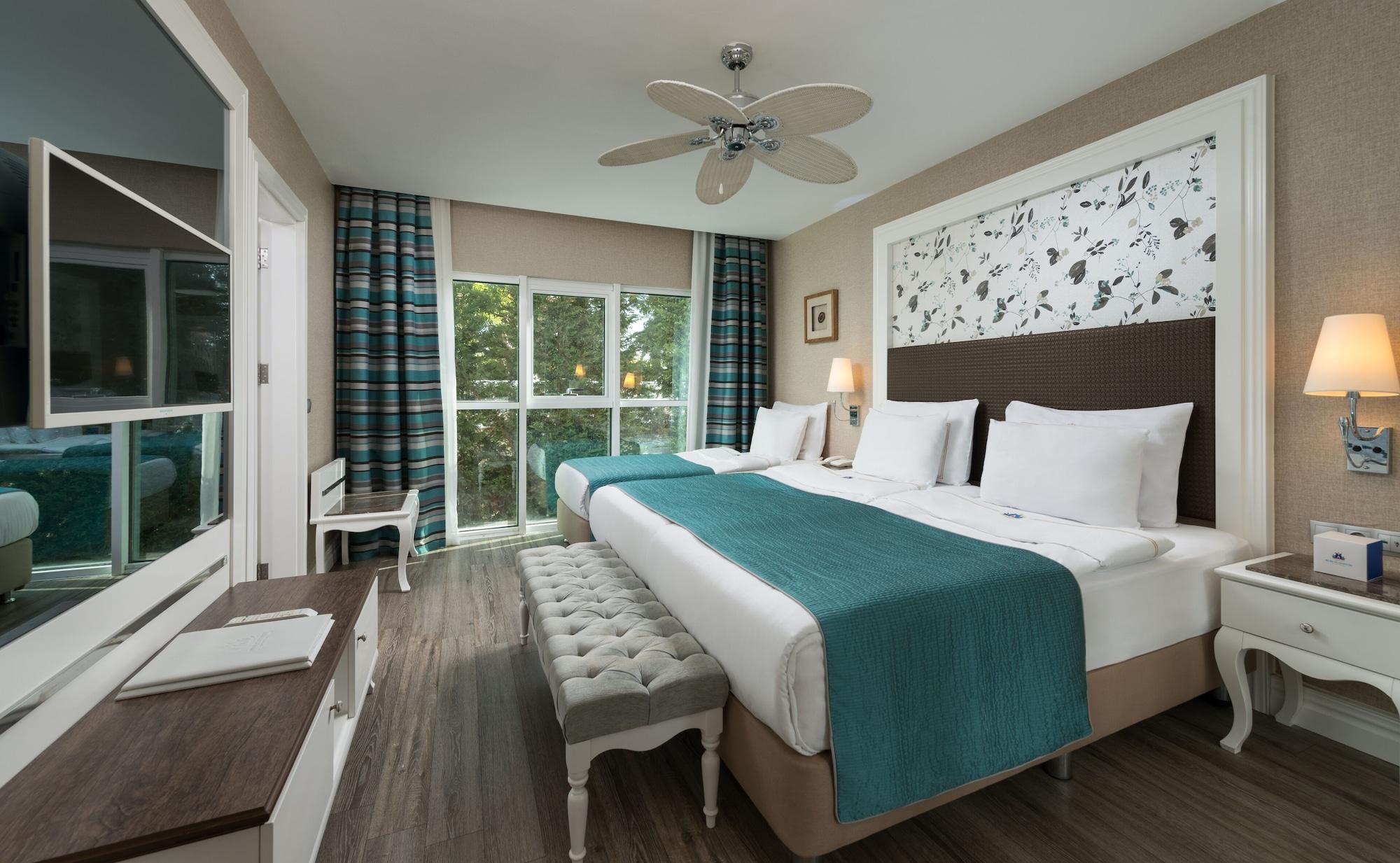Rubi Platinum & Hotel 5*