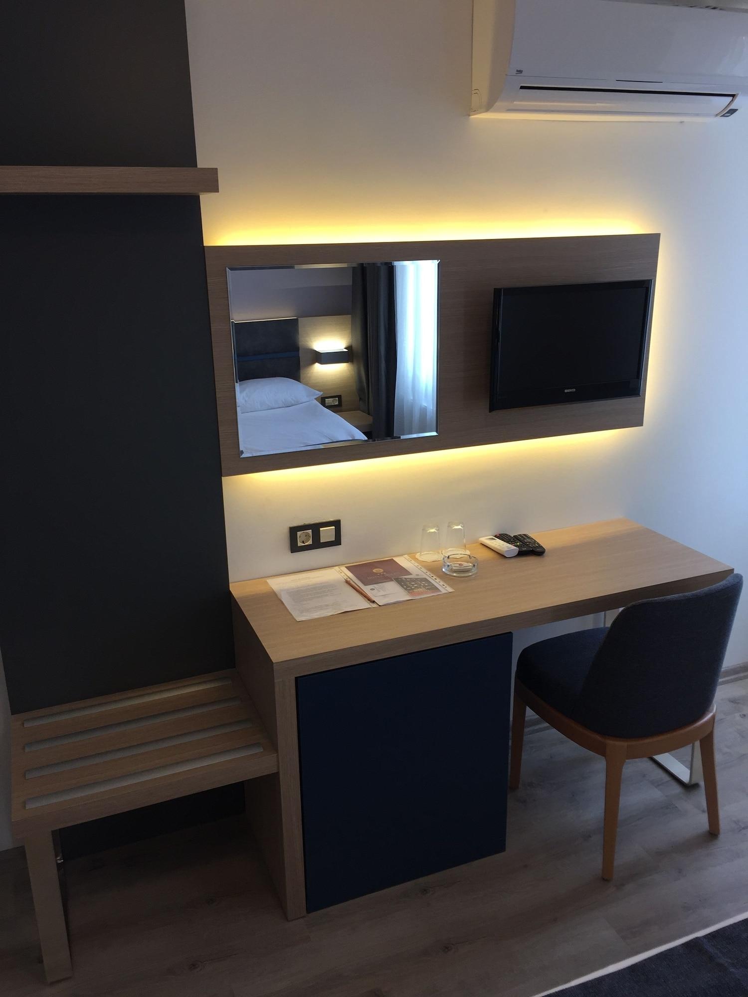 Hotel Helen 3*
