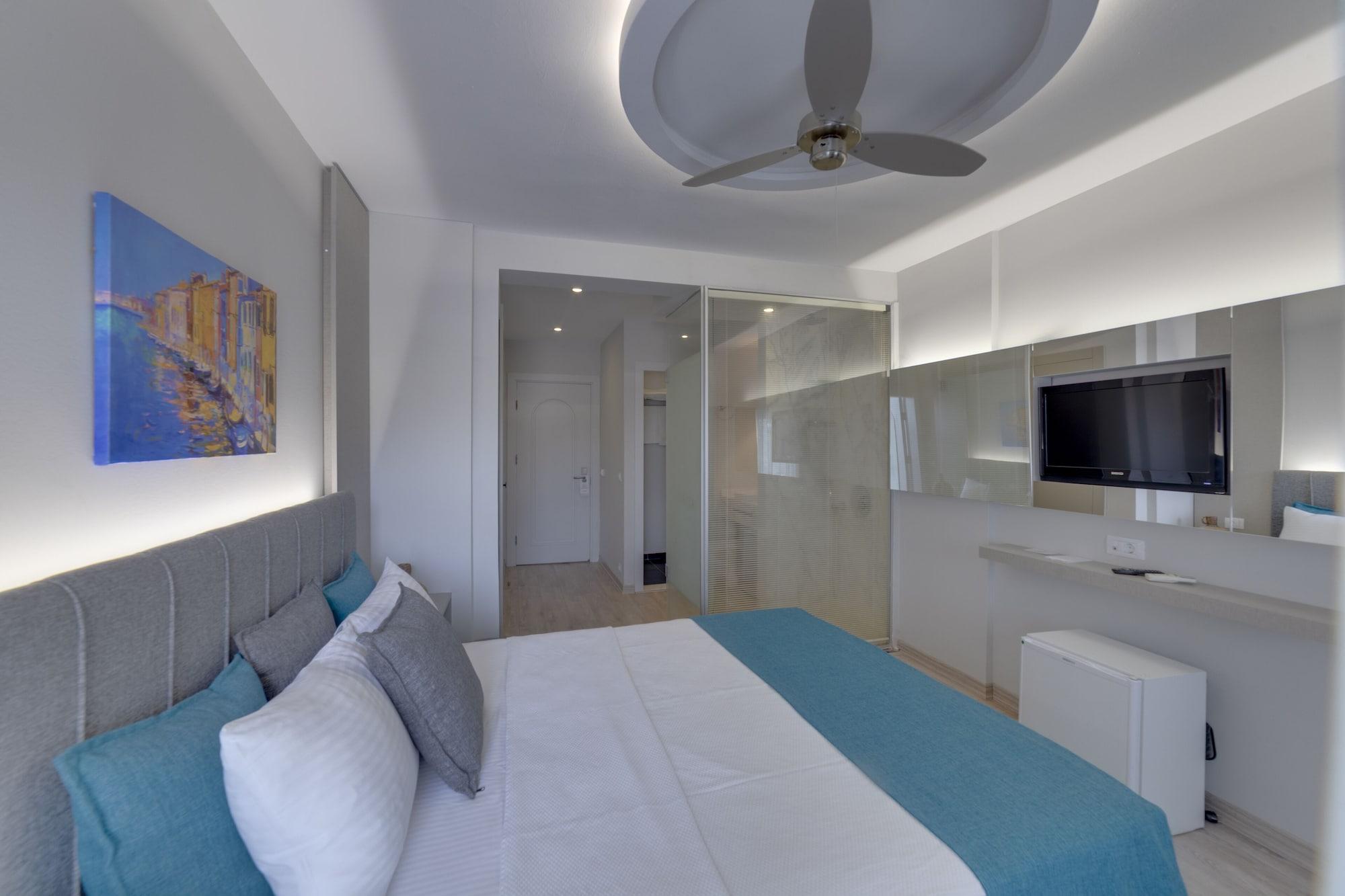 La Brezza & Hotel 3*