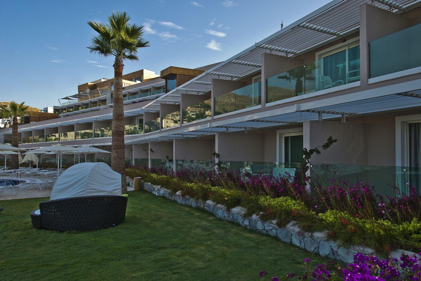 Bellazure Resort 4*
