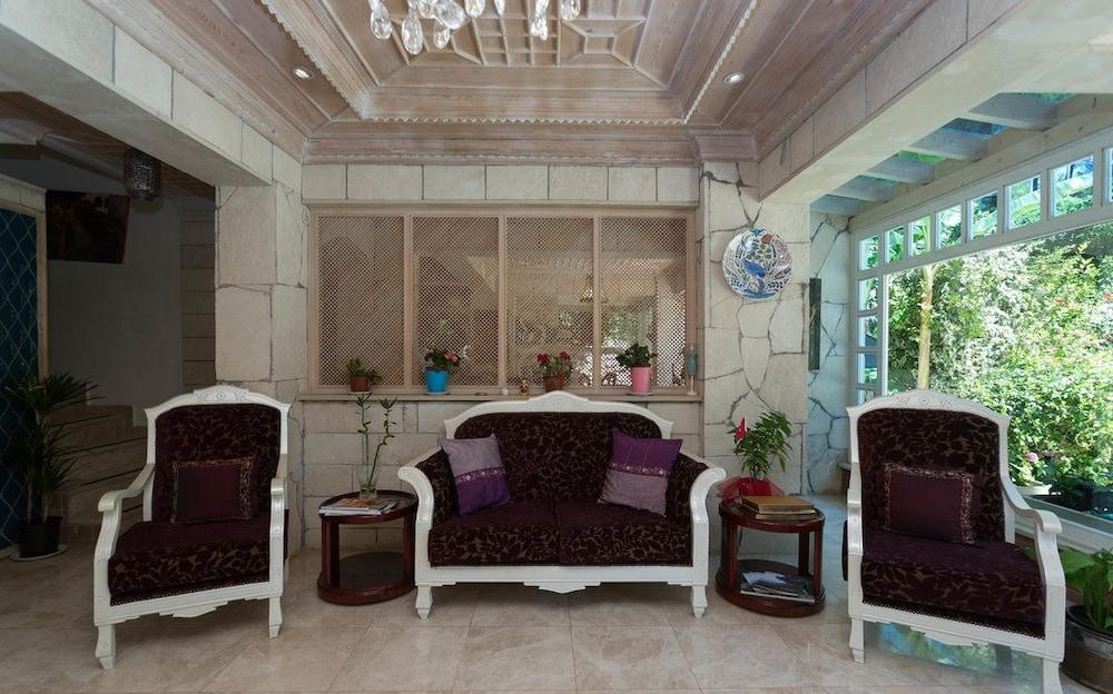 Petunya Boutique 3*