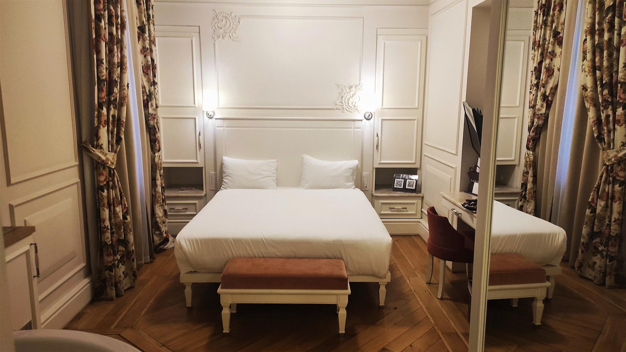 Corinne Art & Boutique 4*