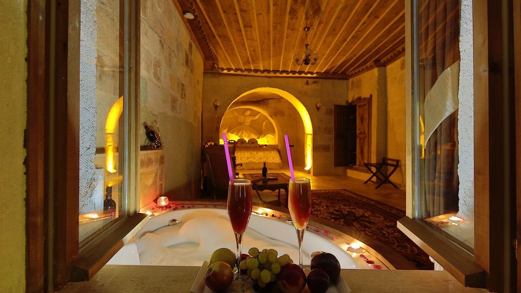 Hotel Phocas Cave