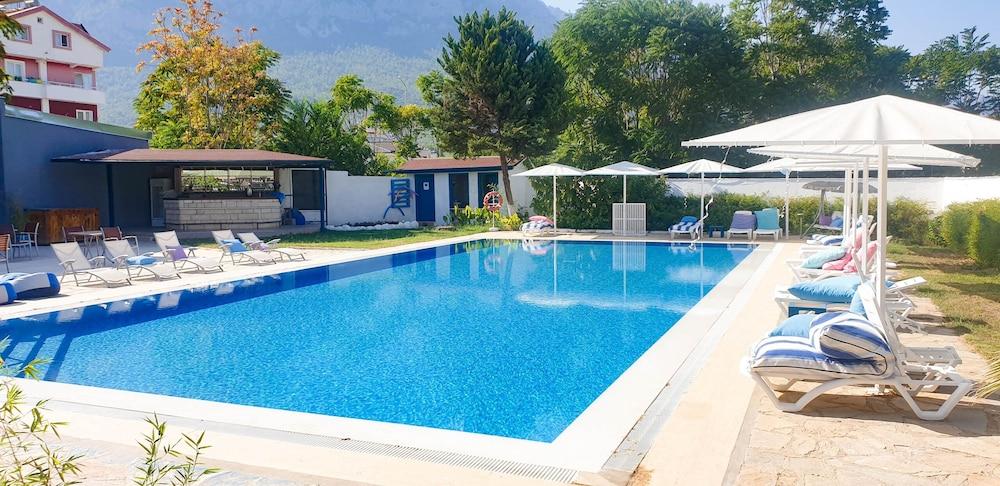 Erendiz Garden Kemer