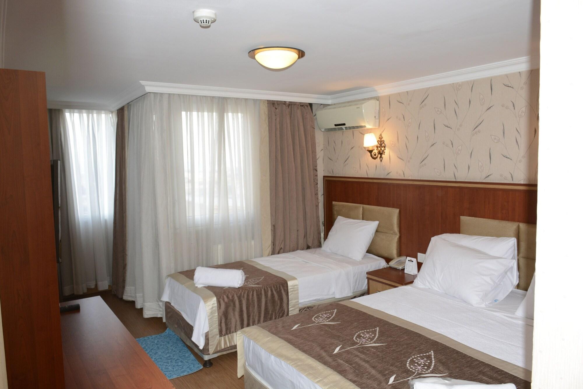 Hotel Hermanos