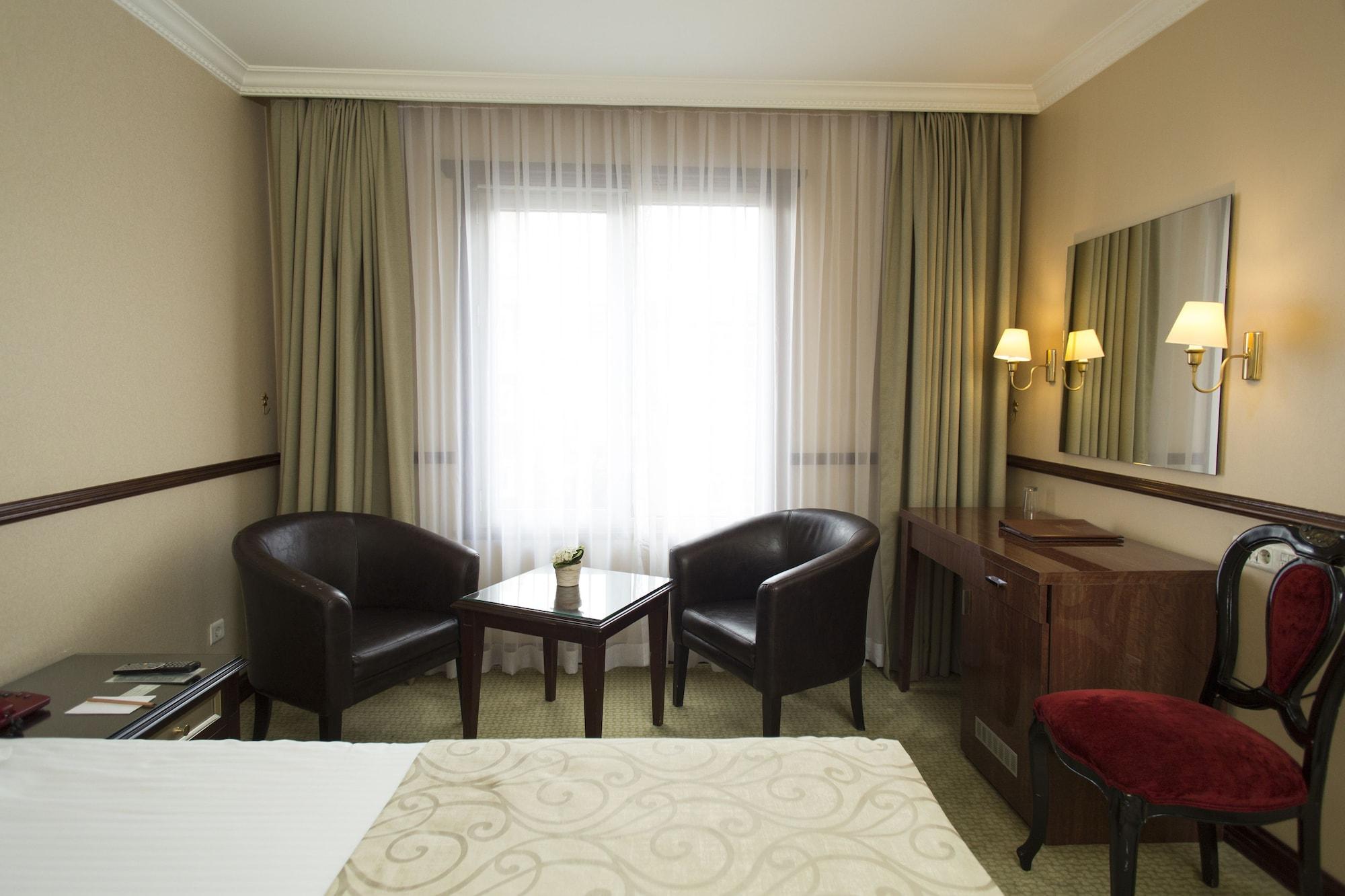 Topkapi Inter Hotel
