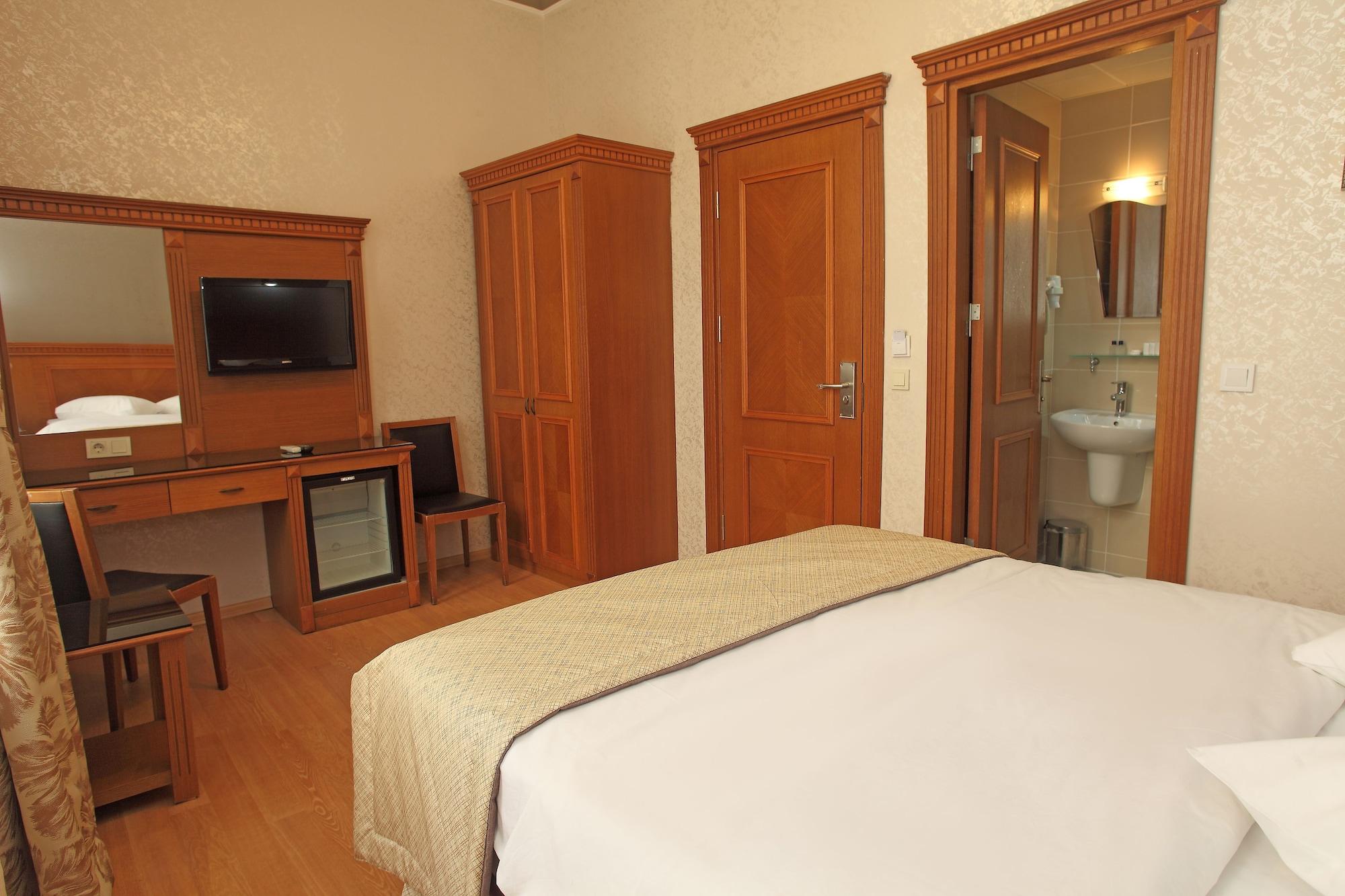 Hotel New House 4*