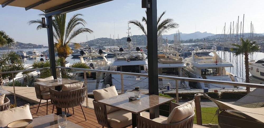 Marina Garden Hotel