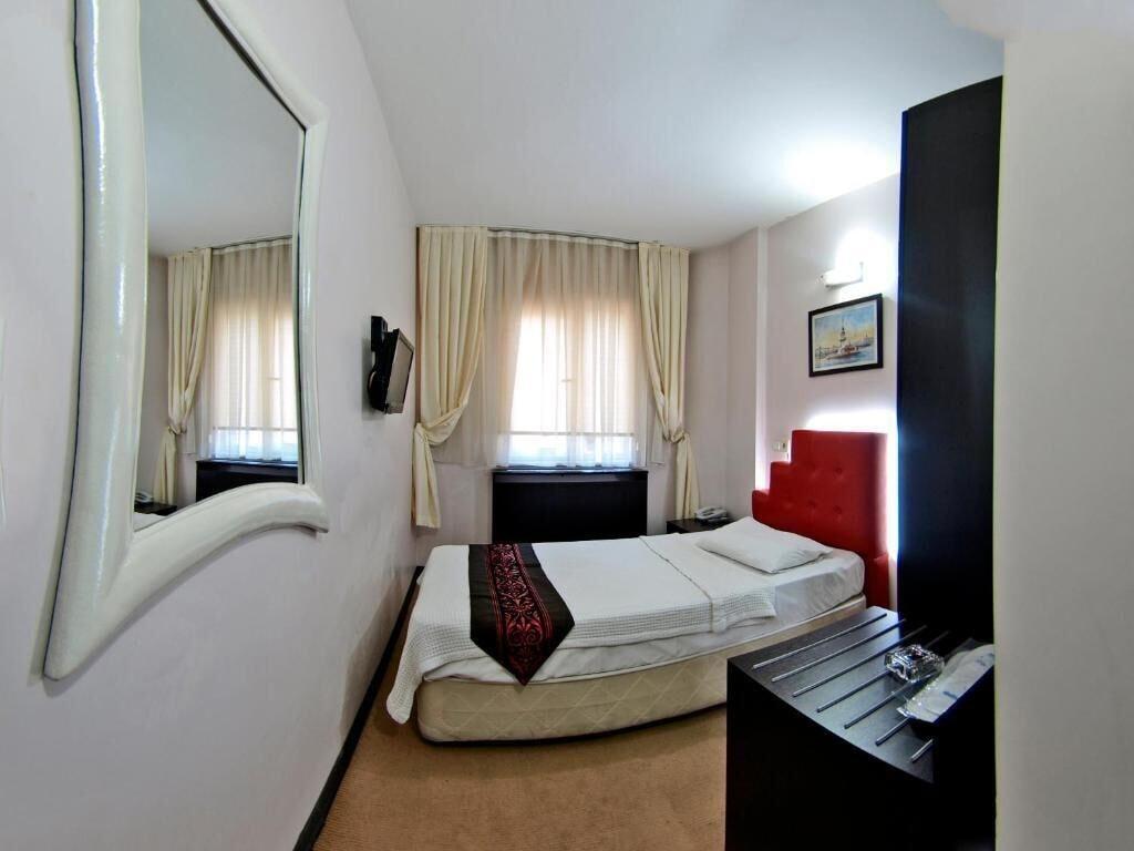 Timya Hotel 2*