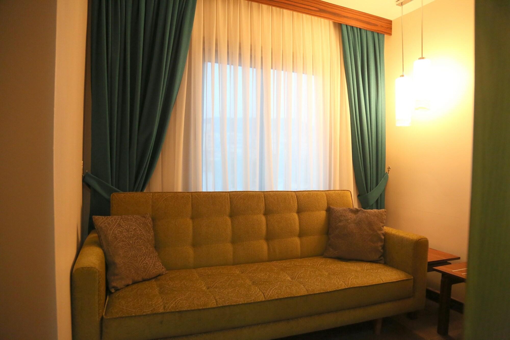 Hotel Istankoy 3*
