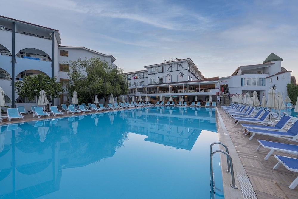 Resort Armas Bella Sun