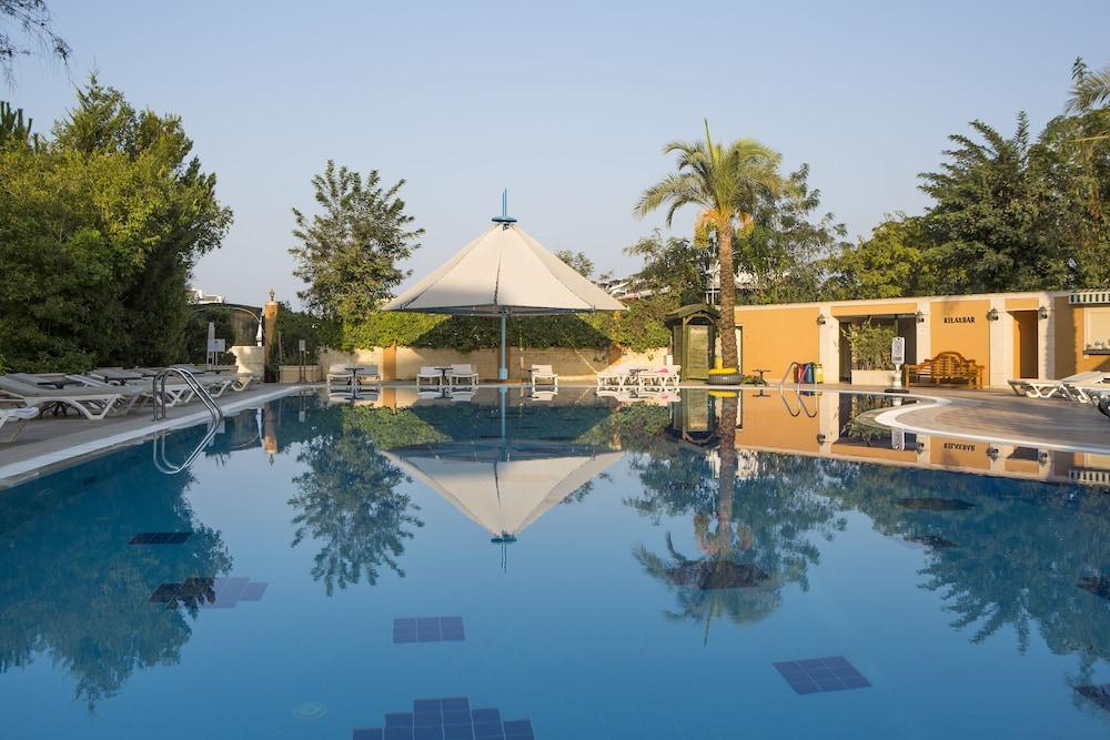 Crystal Paraiso Verde & Spa 5*