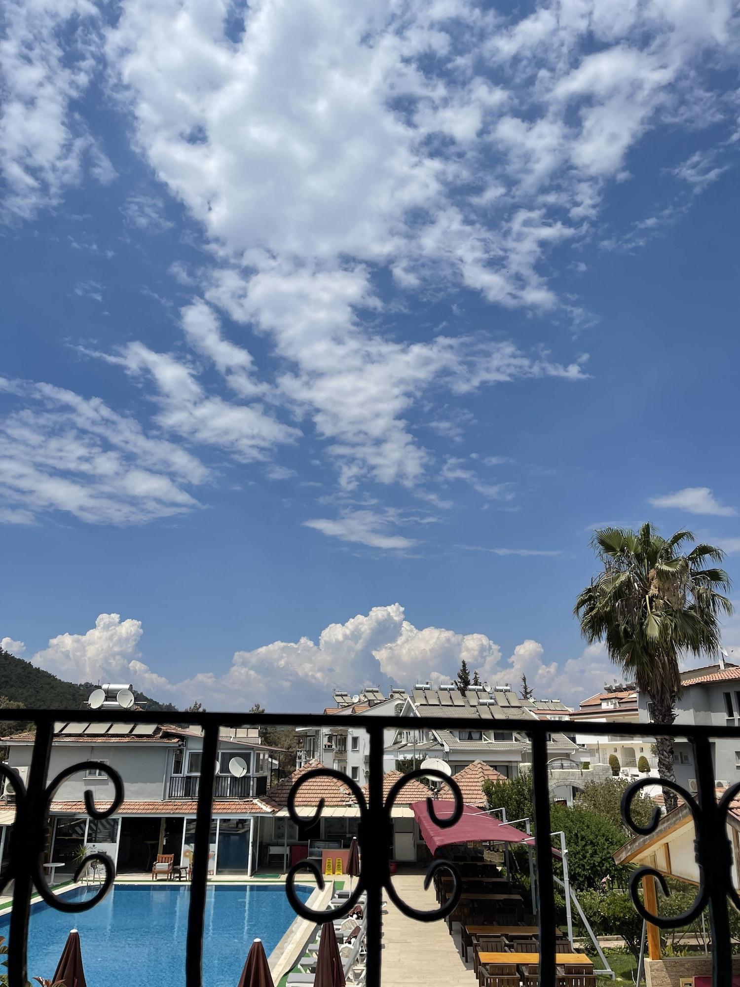 Carmina Hotel Oludeniz
