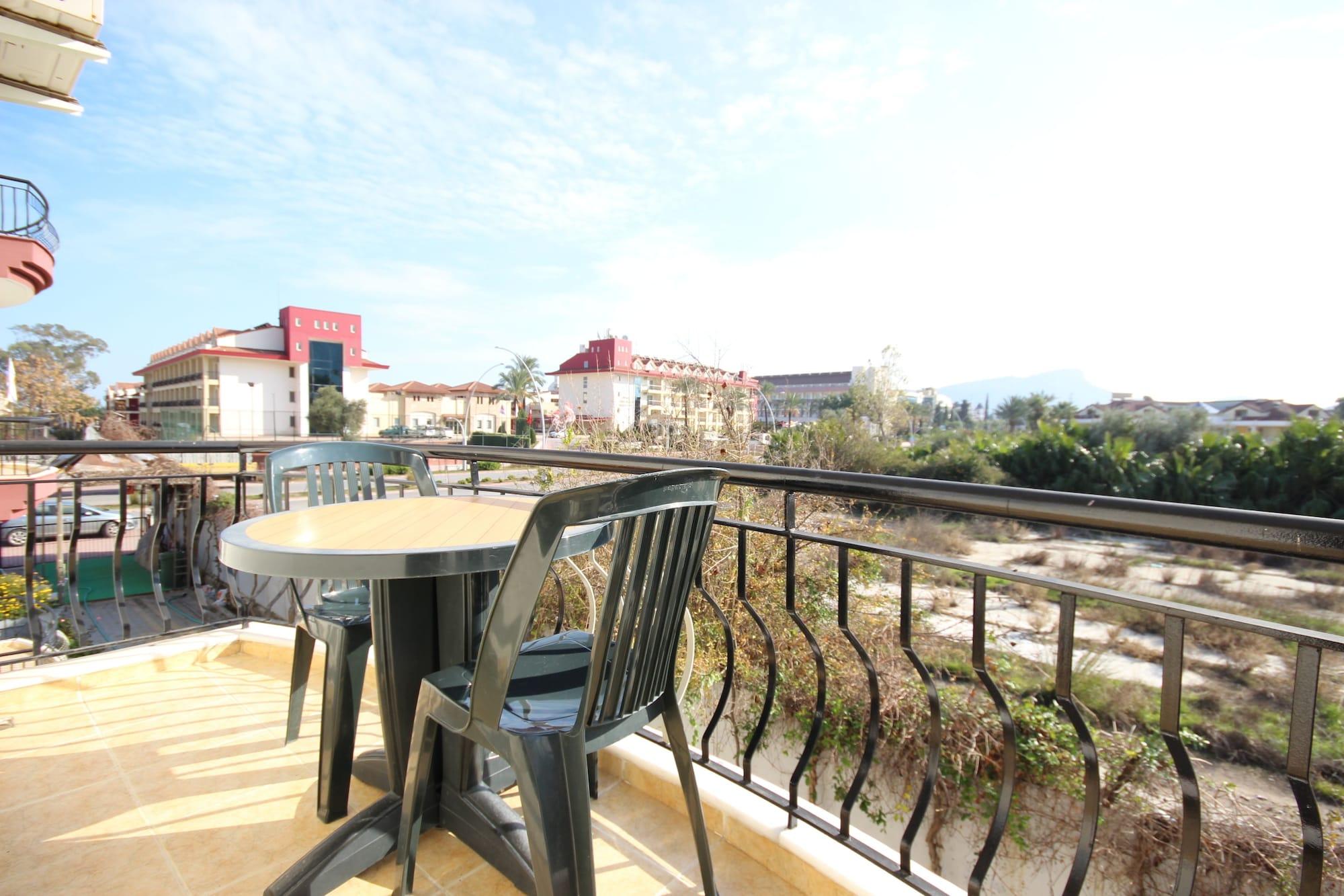 Minta Aparthotel 3*
