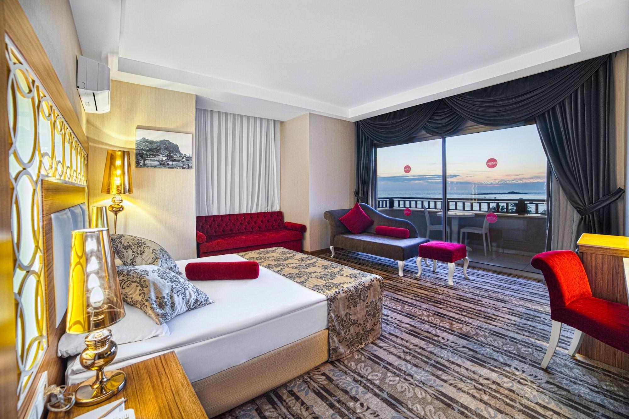 Hotel Justiniano Deluxe