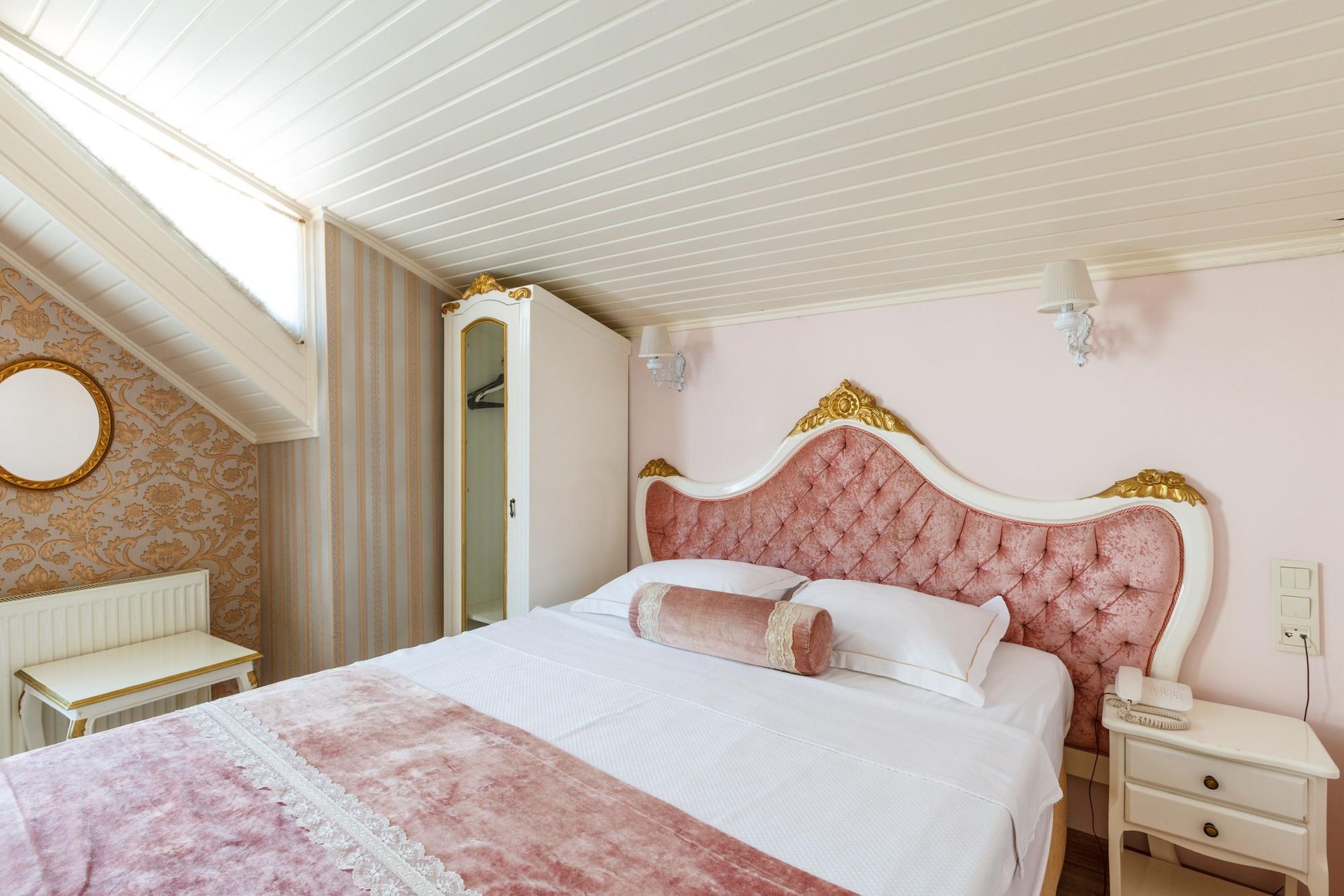 Romantic 3*