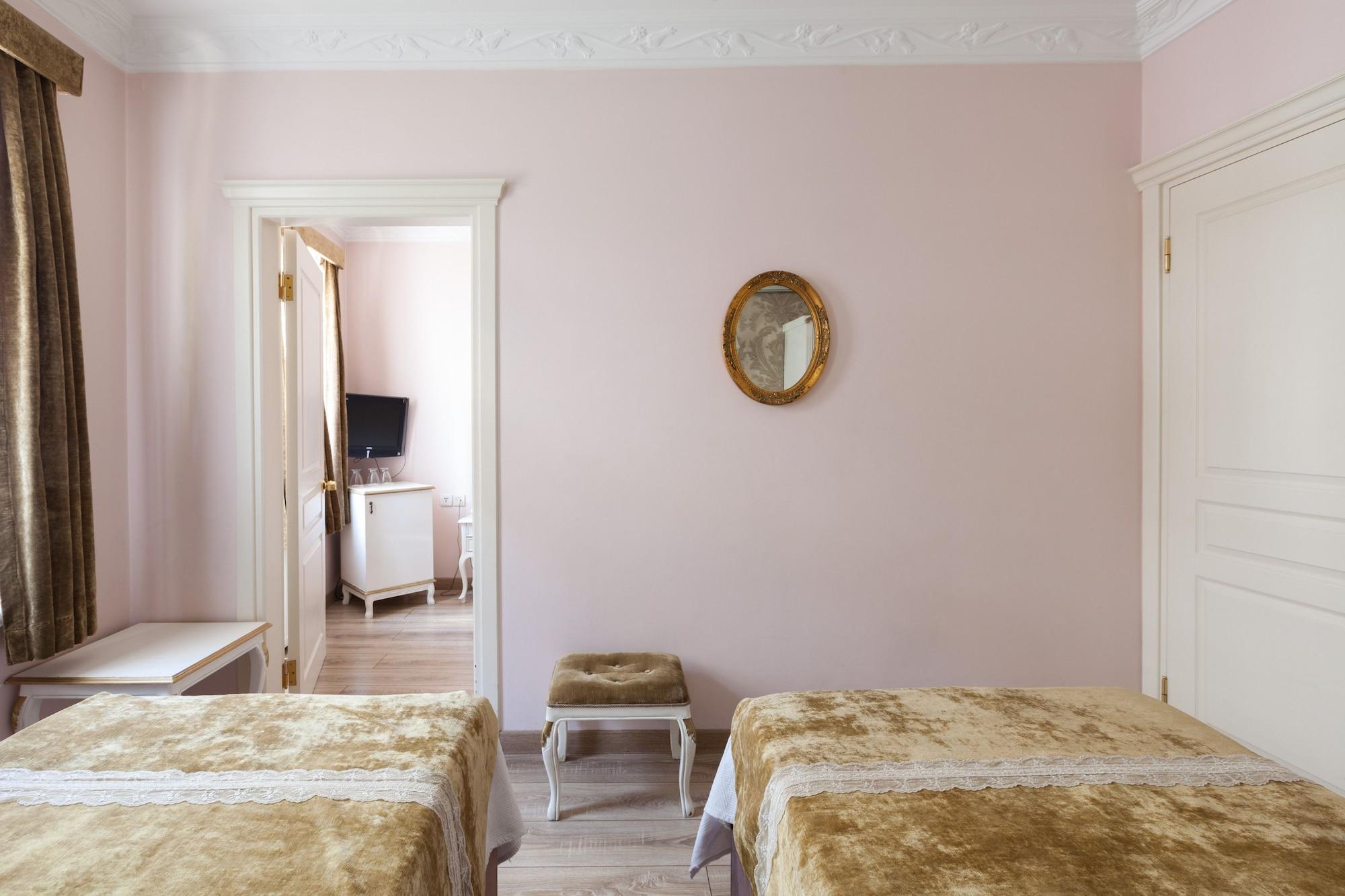 Hotel Romantic