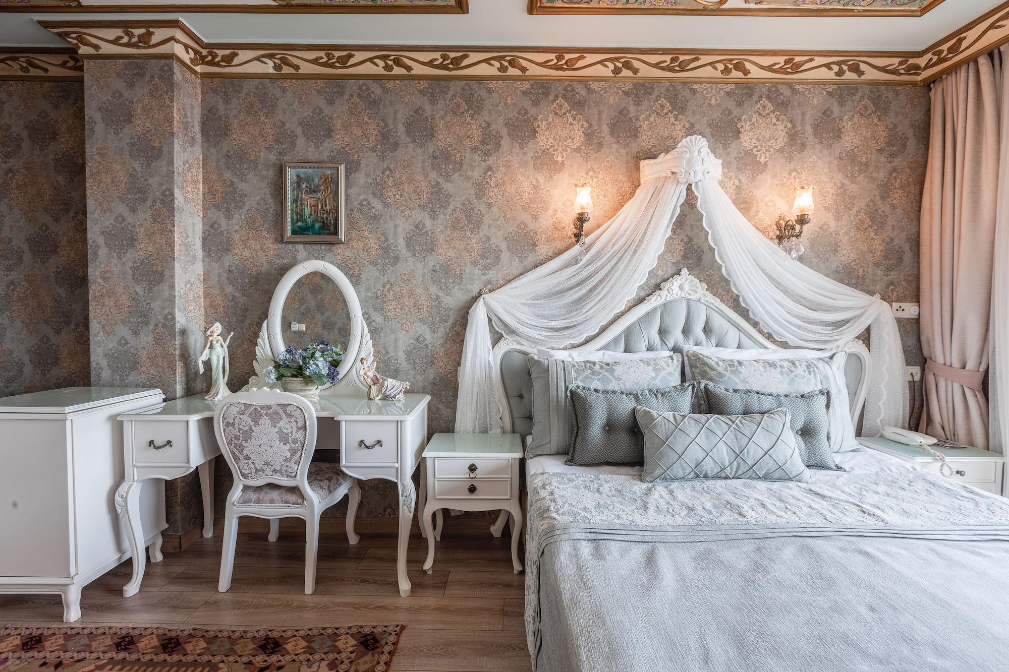Romantic 3*