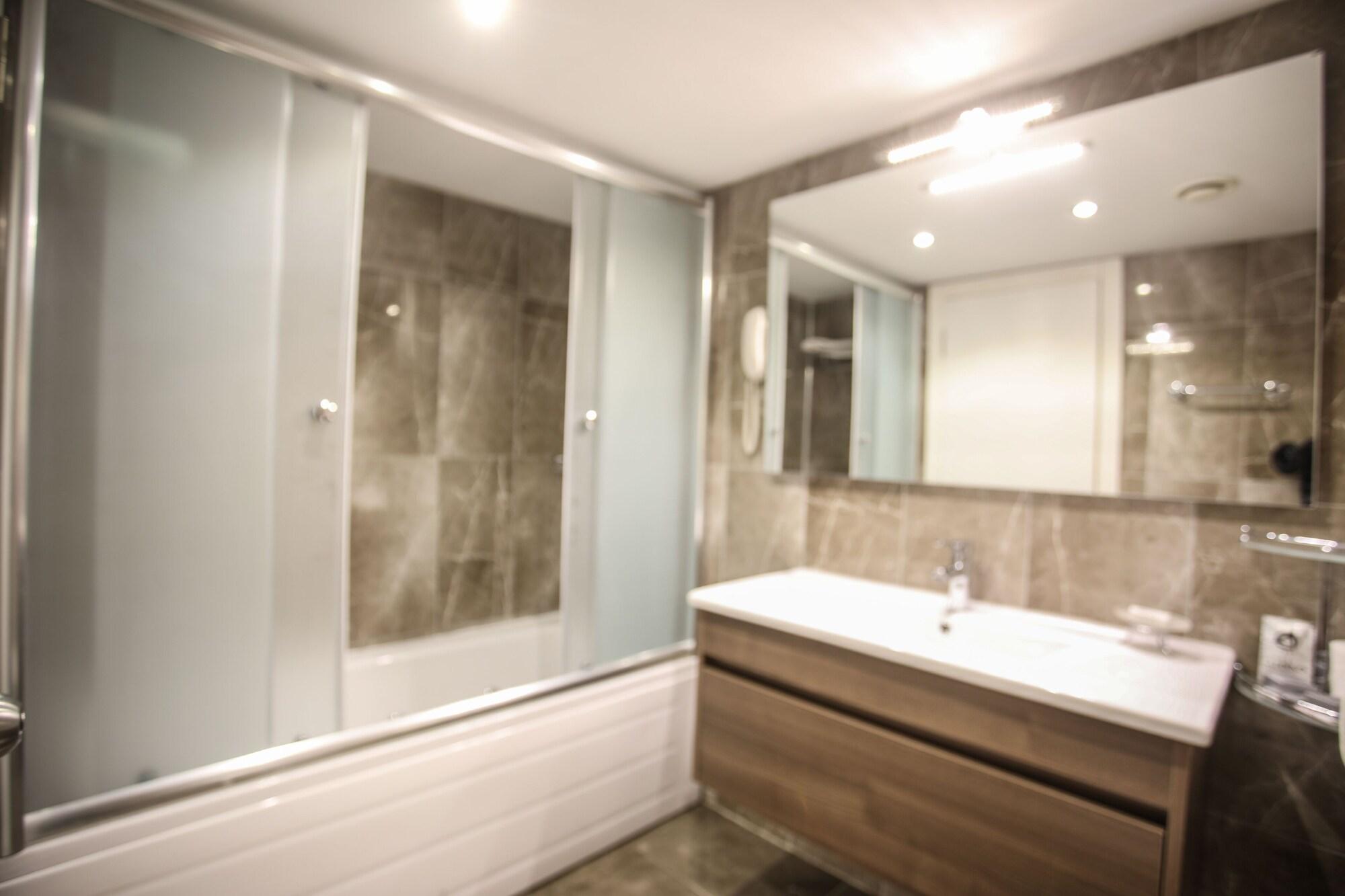 Hotel Aldino & 4*